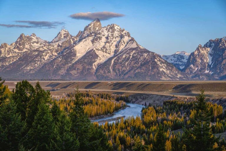 Best Time to Visit Grand Teton National Park: Weather & Events