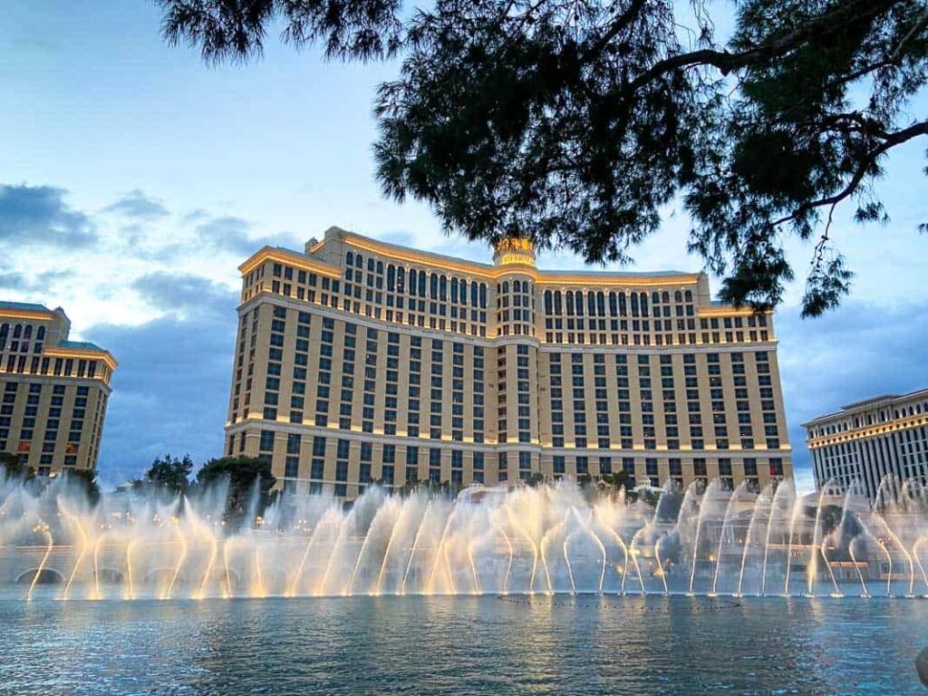 bellagio fountains water show, one of the most iconic scenes you must see when on a 24 hours in las vegas itinerary