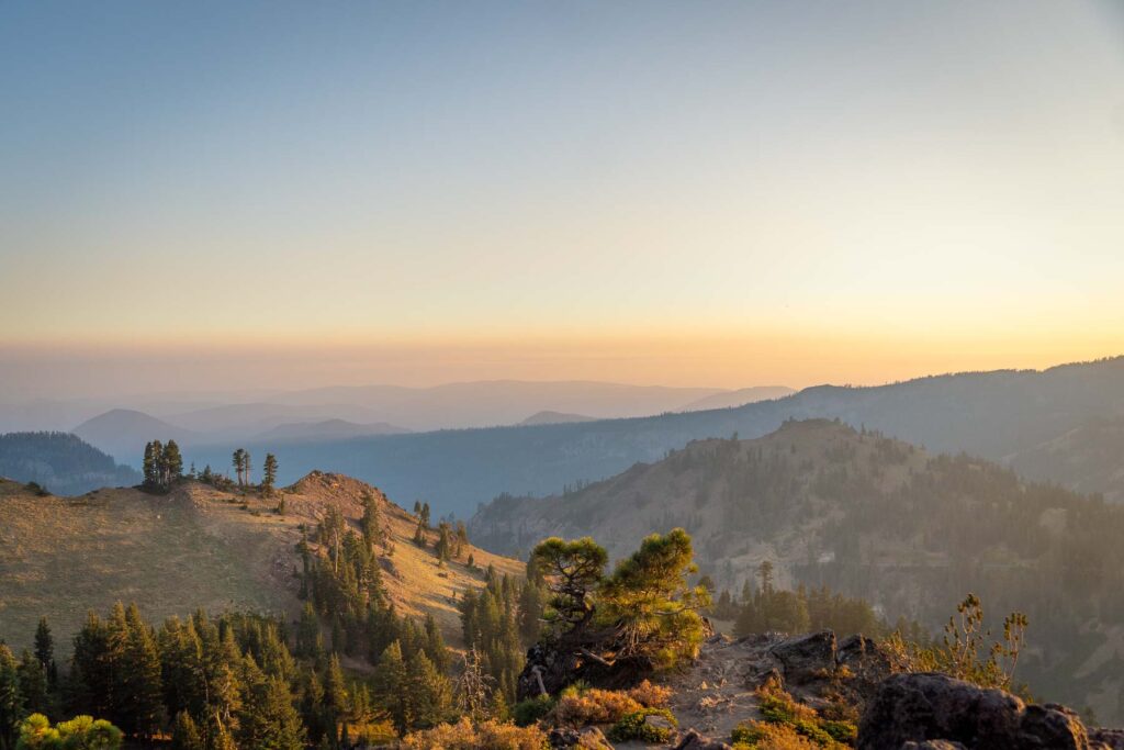 the panoramic view at sunset at a one day in lassen volcanic national park