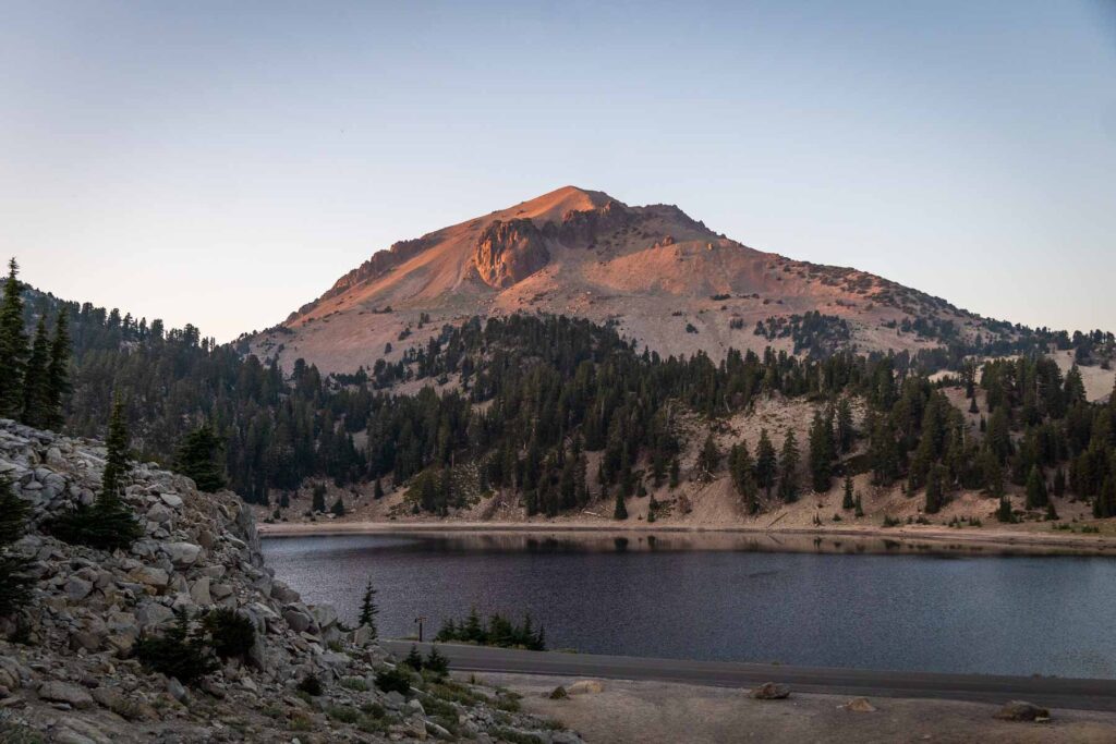 lassen peak sunset time on lake helen