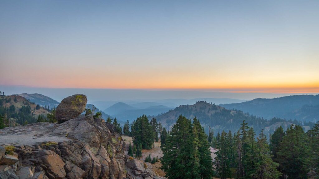 sunsetting on the bumpass hell trailhead in lassen volcanic national park