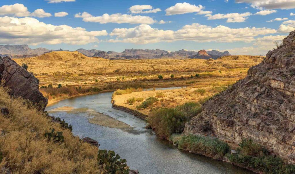 Big Band National Park stretches out from Santa Elena Canyon