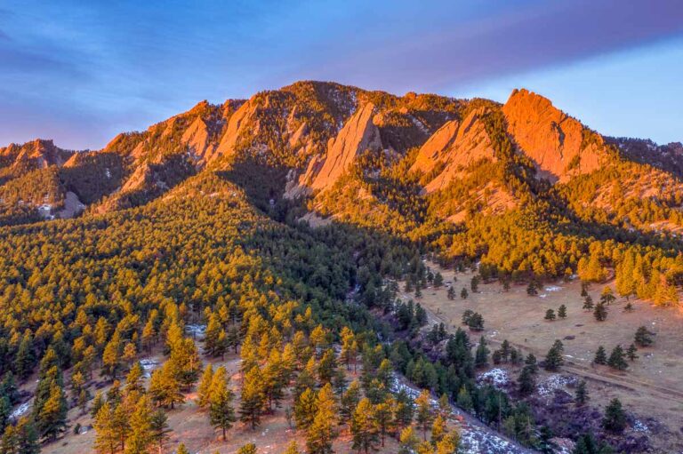 Why Now Is the Best Time to Visit Colorado’s Scenic Mountain Town Before the Snow Falls