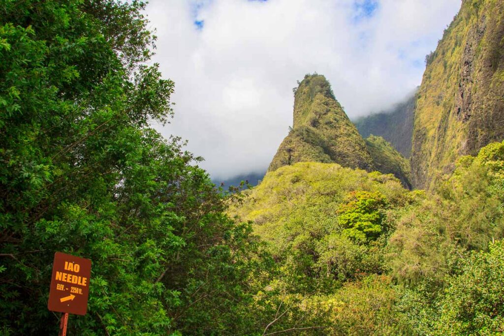 Iao Valley State Park, one of the best things to do in Maui, Hawaii