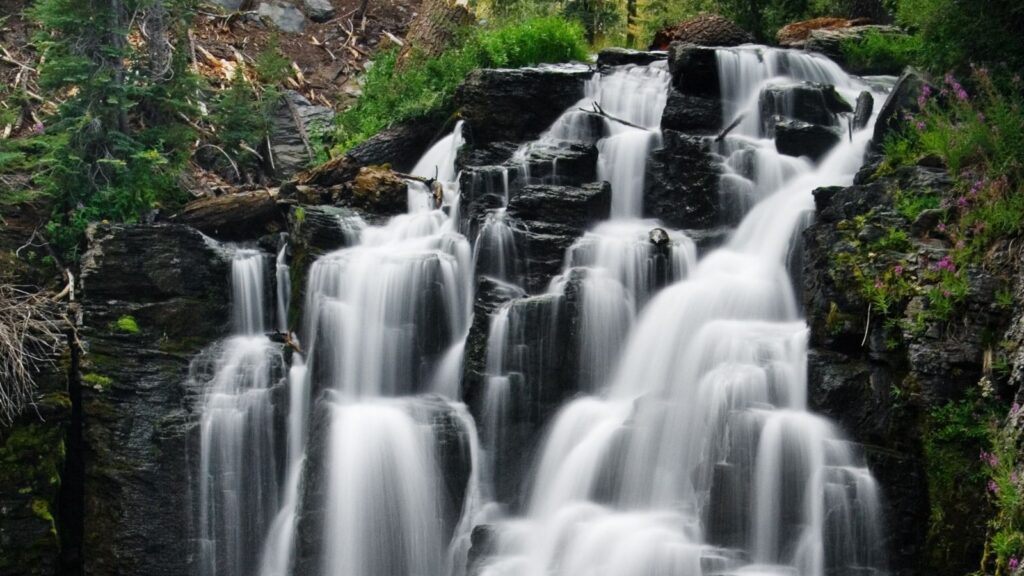 Long exposure of Lassen Volcanic, Kings Cascade