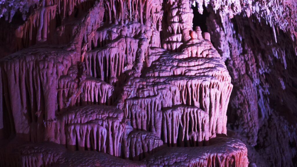 Purple caves in Montana, Lewis & Clark Caverns