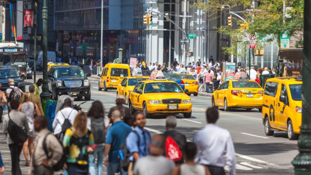 crowded 5th avenue street