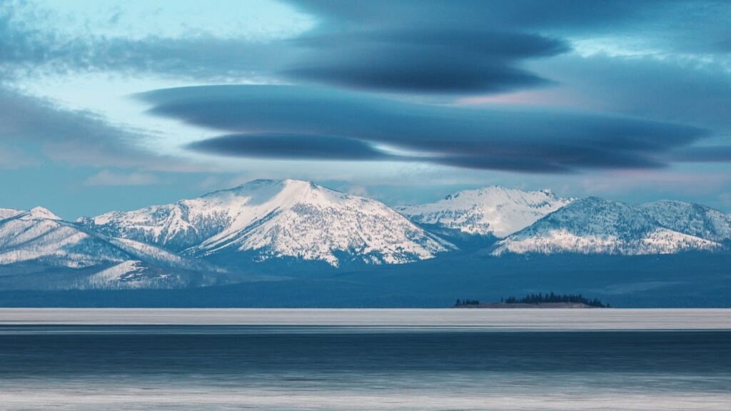 Yellowstone Lake surrounded by mountains