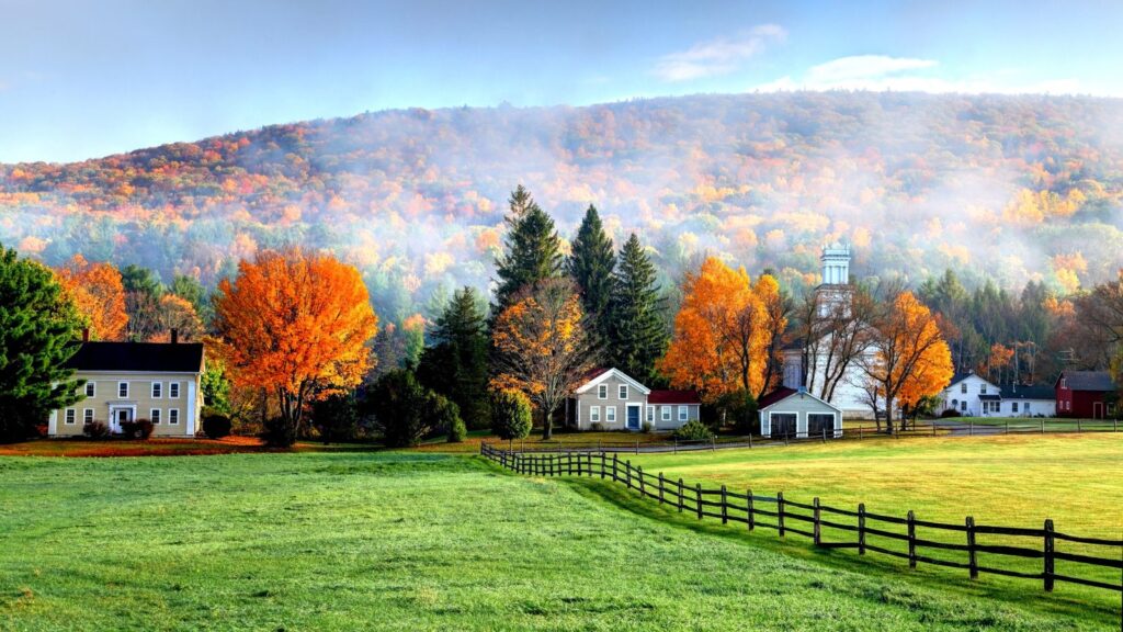 Massachusetts, Autumn mist in the village of Tyringham in the Berkshires