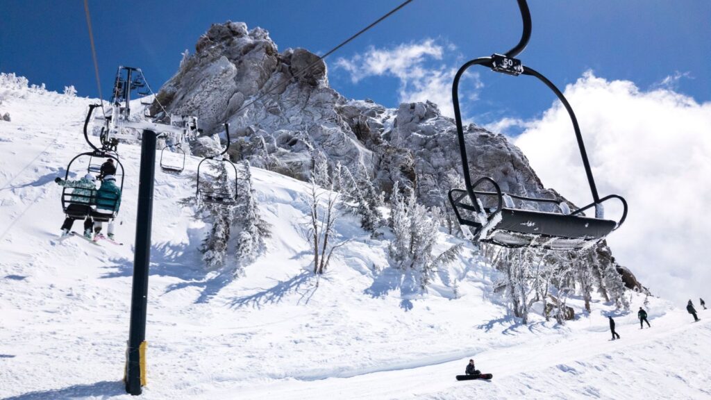 California, Mammoth Mountain Ski Lift