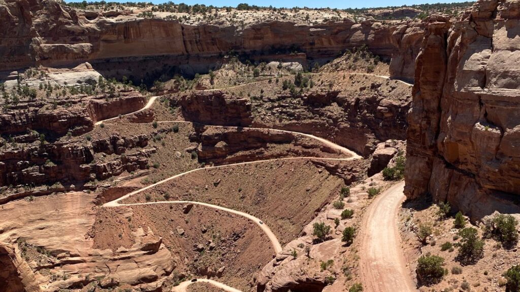 Utah, Cliffhanger dirt road in Moab