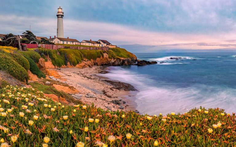 12 Famous Lighthouses in the USA That Make the Coastline Even More Beautiful