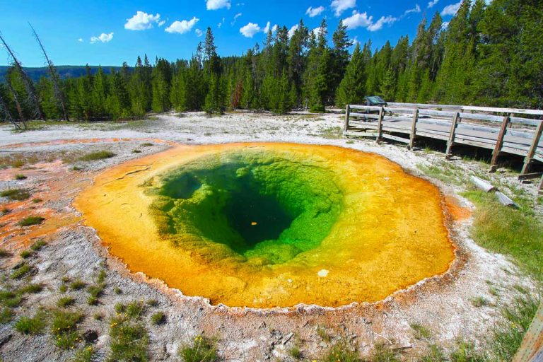 This Park of Exploding Geysers and Rainbow Hot Springs Is Unlike Anywhere Else on Earth