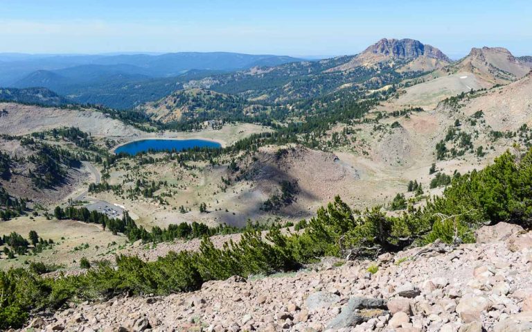 These Otherworldly US Parks Bubble, Steam, and Sizzle—But Hardly Anyone Talks About Them