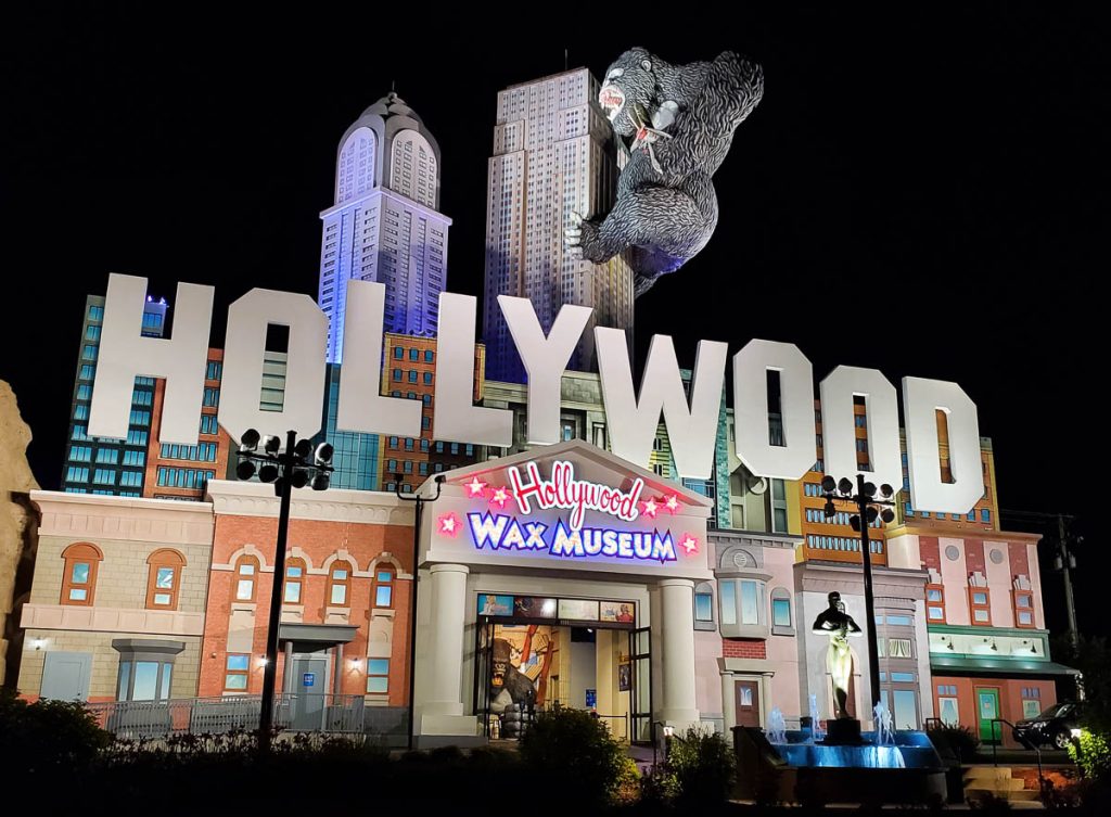 Branson, Missouri, The Hollywood Wax Museum building illuminated at night