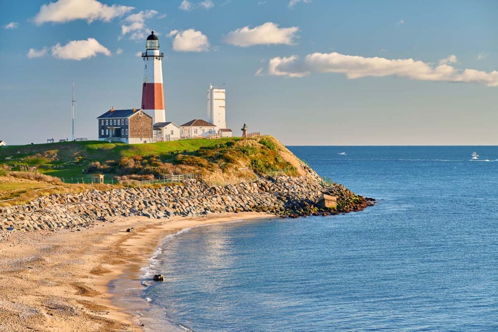Montauk Lighthouse and beach, Long Island, New York, USA.