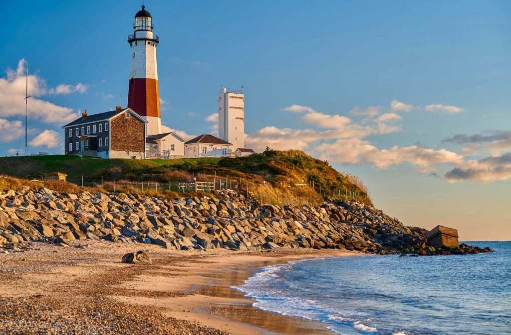 Montauk Lighthouse and beach, Long Island, New York, USA.
