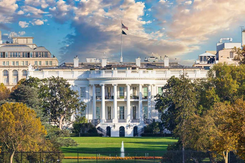 The White House and the South Lawn seen from the Washington Monument.