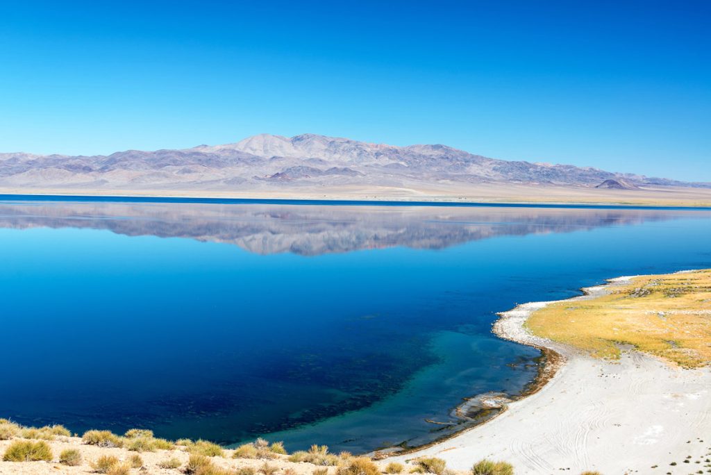 Nevada, Walker Lake high desert lake surrounded by mountain ranges
