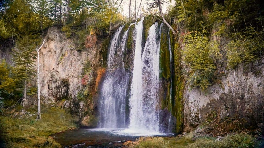 South Dakota, Black Hills cascading waterfall